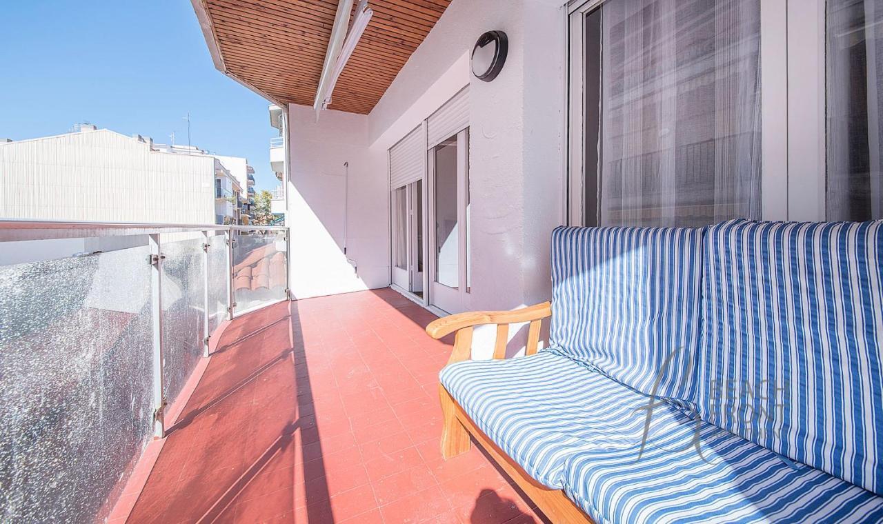 Apartamento Montserrat 32-2 卡拉费尔 外观 照片